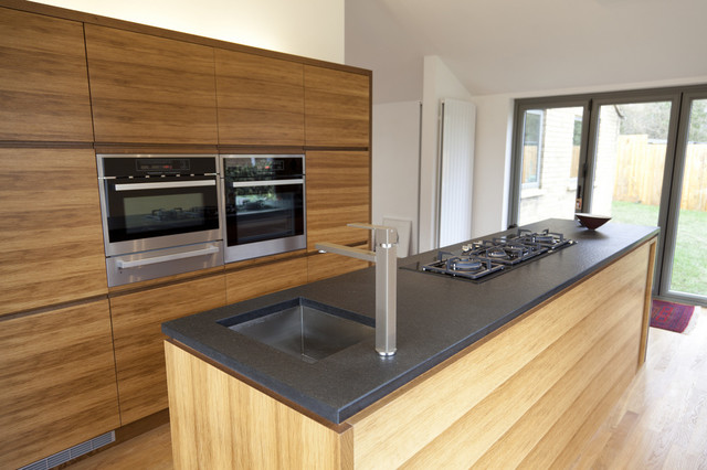 Modern Bespoke Kitchen - Studio Design - Contemporary - Kitchen