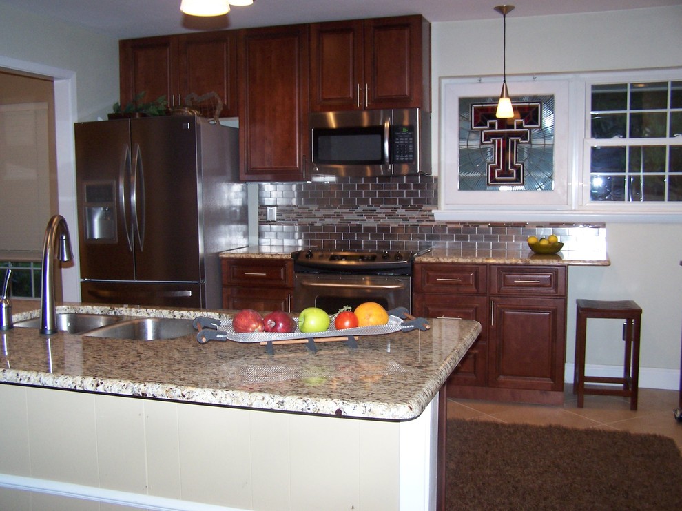 Modern Brandywine Kitchen - Traditional - Kitchen - Philadelphia - by