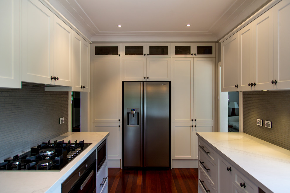 Inspiration for a classic kitchen in Sydney.