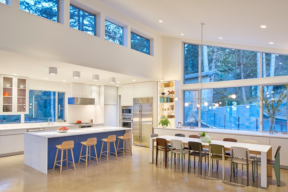 Kitchen - large contemporary kitchen idea in San Francisco