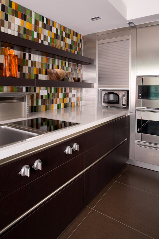 Modern Dark Oak Kitchen - Modern - Kitchen - Miami - by hausscape | Houzz