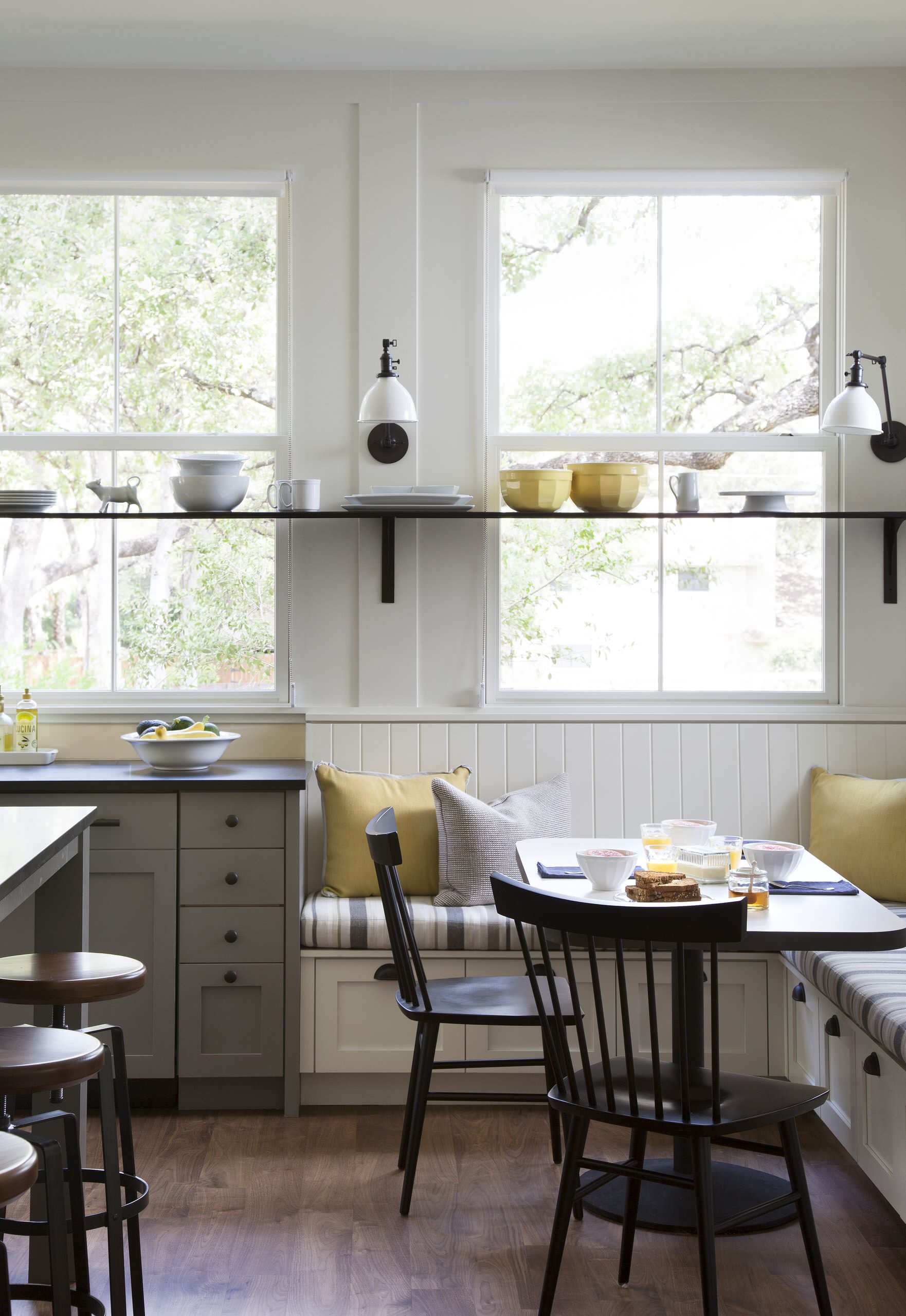 Оформляем стильный кухонный уголок: полезные советы, планировки и 72 фото