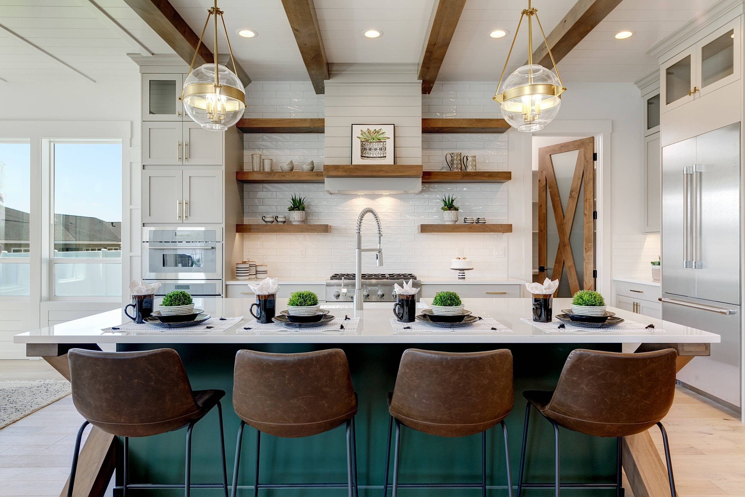 Modern farmhouse kitchen ideas best fit for kitchen space