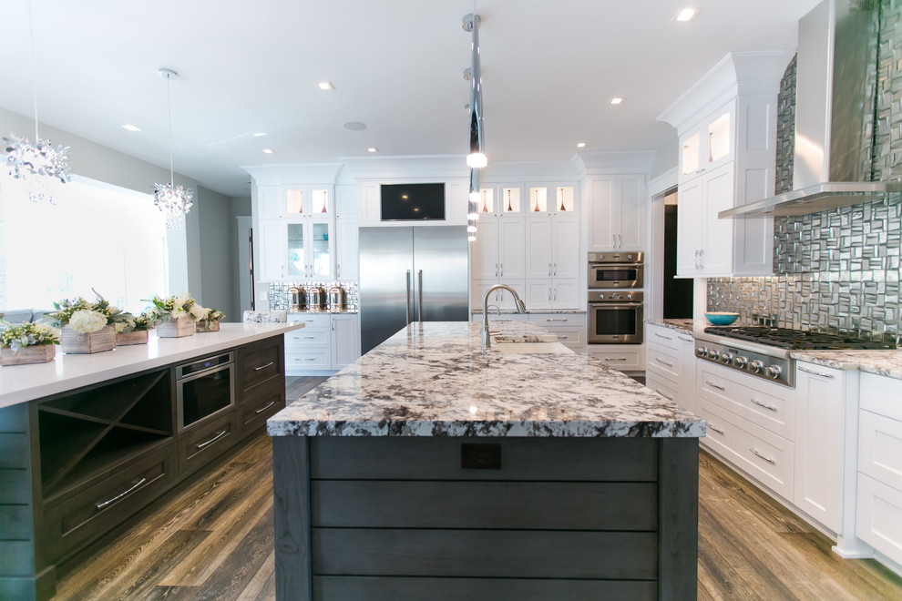 Modern Farmhouse Kitchen Kitchen Indianapolis by Chateau Kitchens