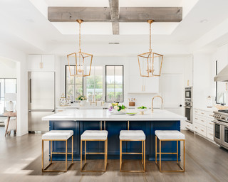 https://st.hzcdn.com/simgs/pictures/kitchens/modern-farmhouse-saratoga-golden-gate-kitchens-img~b831509f0be1222a_3-5733-1-0942729.jpg