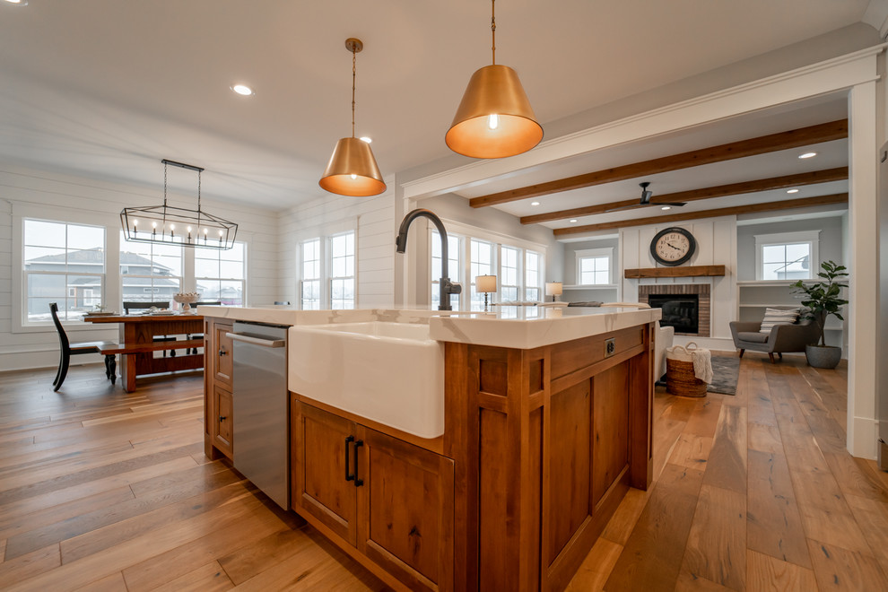 Modern Farmhouse Valparaiso Farmhouse Kitchen Chicago by