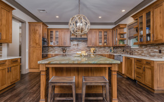 https://st.hzcdn.com/simgs/pictures/kitchens/modern-functionality-meets-rustic-charm-evalutions-by-aubuchon-design-group-img~ce617f350e8df276_3-5997-1-93b6563.jpg