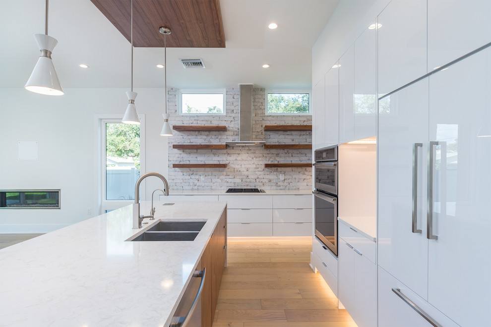 Modern Kitchen Modern Kitchen Tampa by State Street Homes Houzz