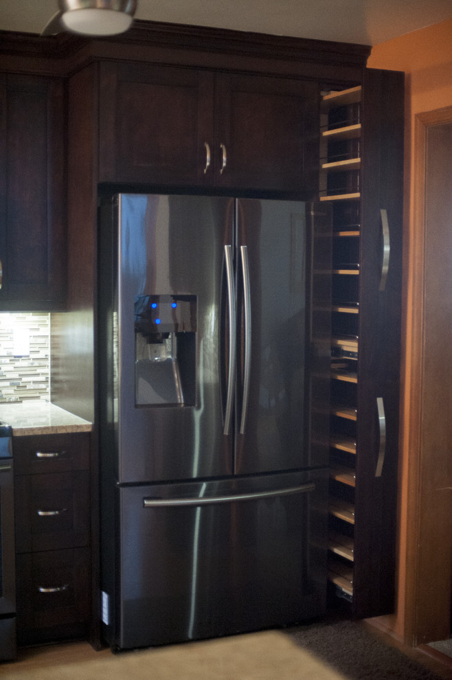 Modern Kitchen w/ Upgrades Moderne Cuisine Autres périmètres