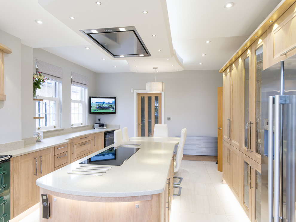 Design ideas for a modern kitchen in Kent.