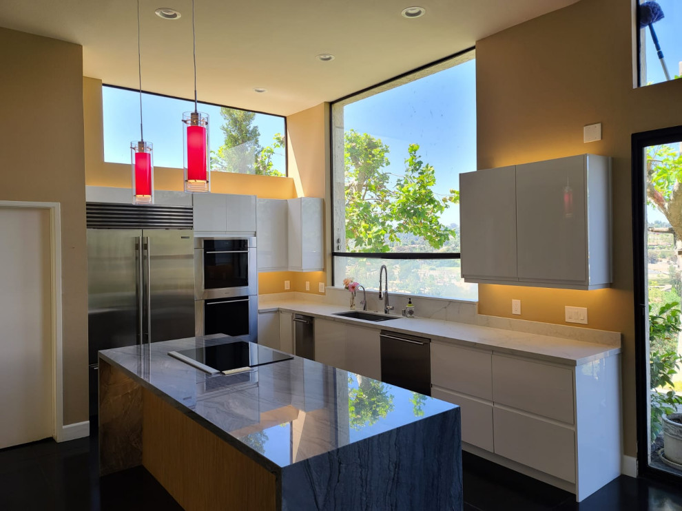 Modern Style Kitchen and Bathroom in Poway, CA 92064 - Modern - Kitchen ...