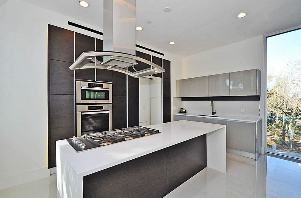 Modern Townhome Montrose, Houston Modern Kitchen Houston by Foscari Houzz