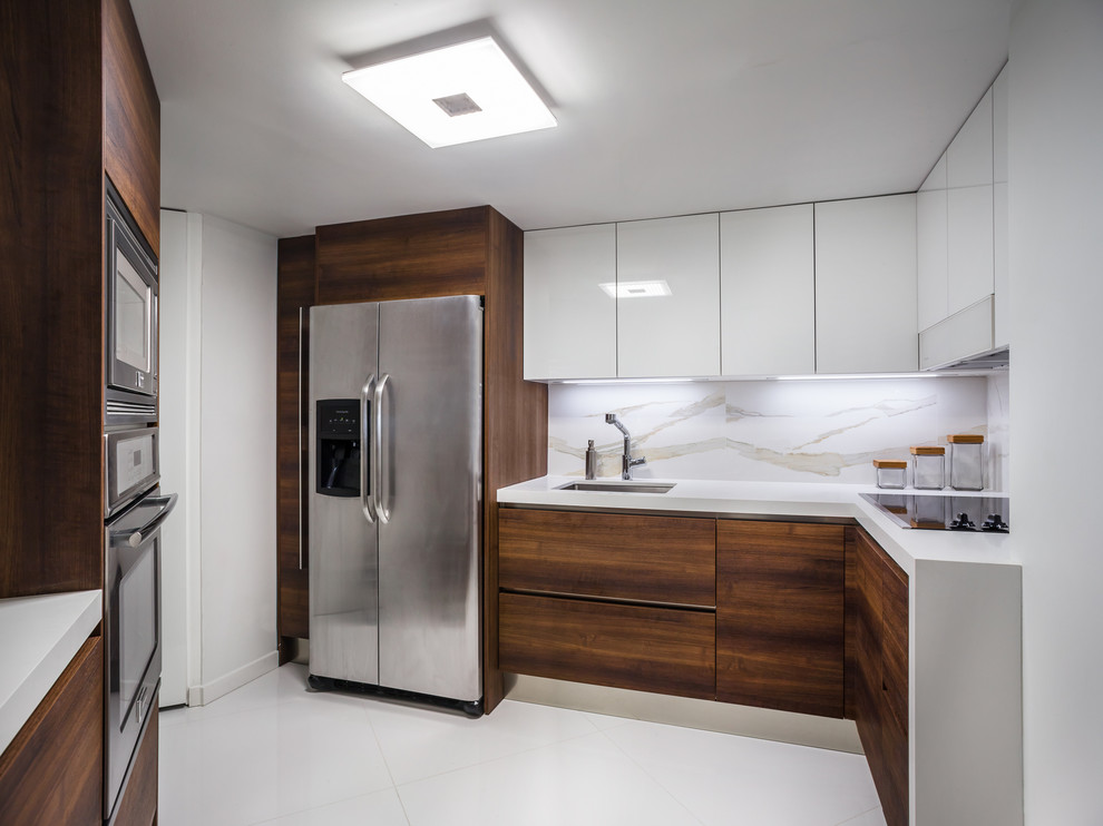 Inspiration for a small contemporary kitchen in Miami.