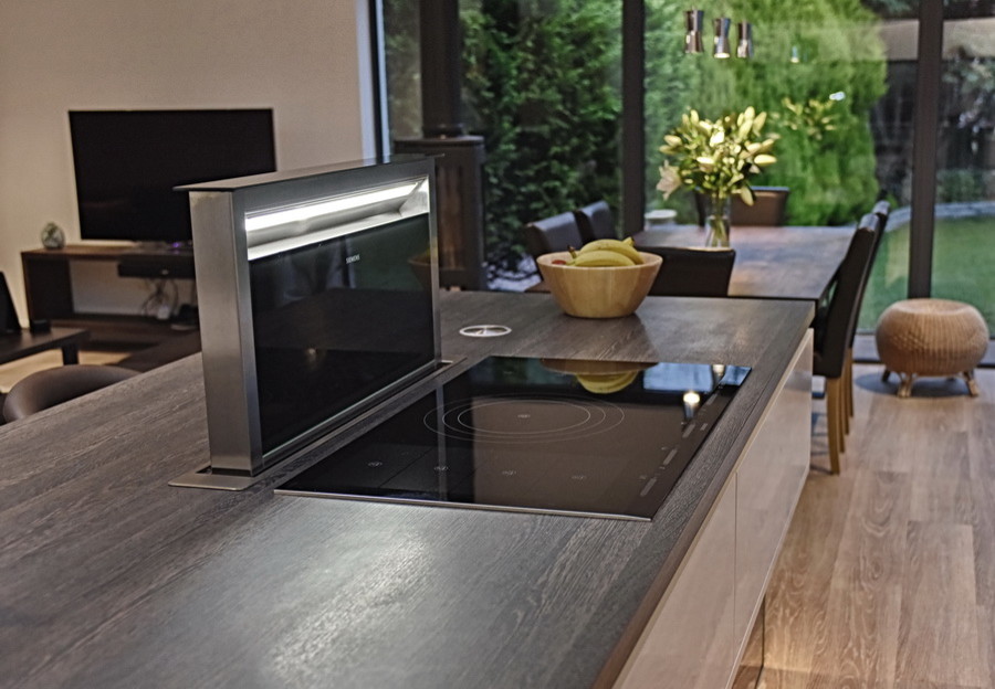 Modern White Kitchen - Contemporain - Cuisine - Édimbourg - par Vidaco