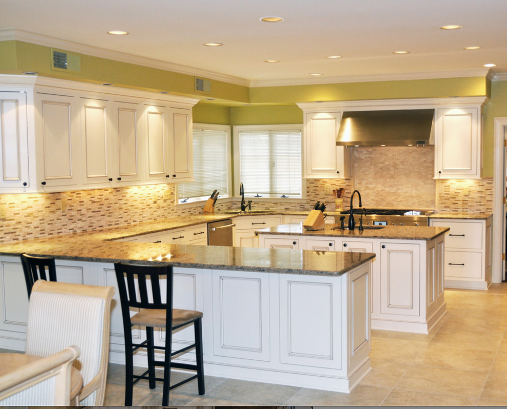 Modernize a 80s Kitchen Traditional Kitchen Other by MiniMax
