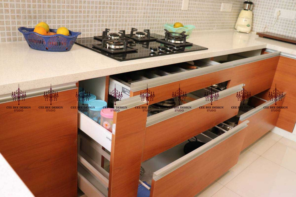Modular Kitchen Modern Kitchen Kolkata by CEE BEE Design Studio