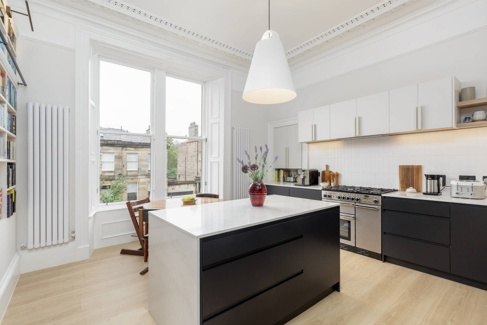 Monochrome Kitchen, Cannonmills, Edinburgh Contemporary Kitchen
