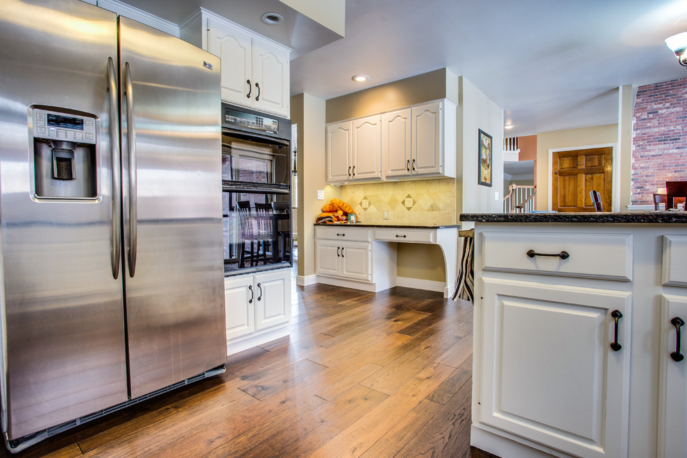 Monterey Collection, Gaucho Hickory, Denver, CO Traditional Kitchen