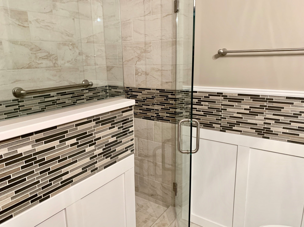 Medium sized classic bathroom in Other with flat-panel cabinets, grey cabinets, vinyl flooring and brown floors.