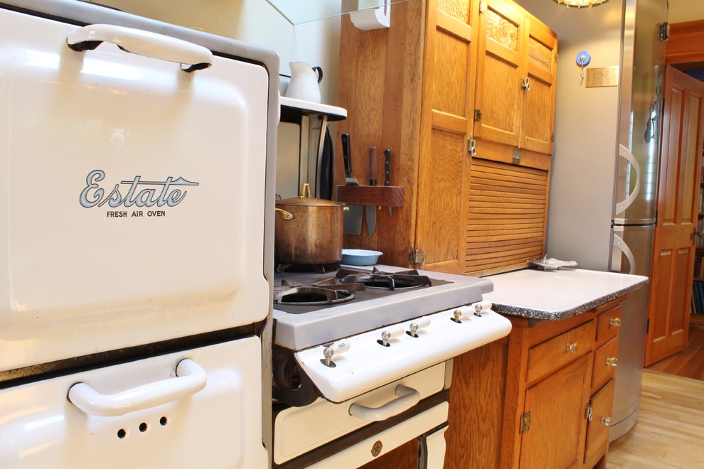 Eclectic kitchen photo in Seattle