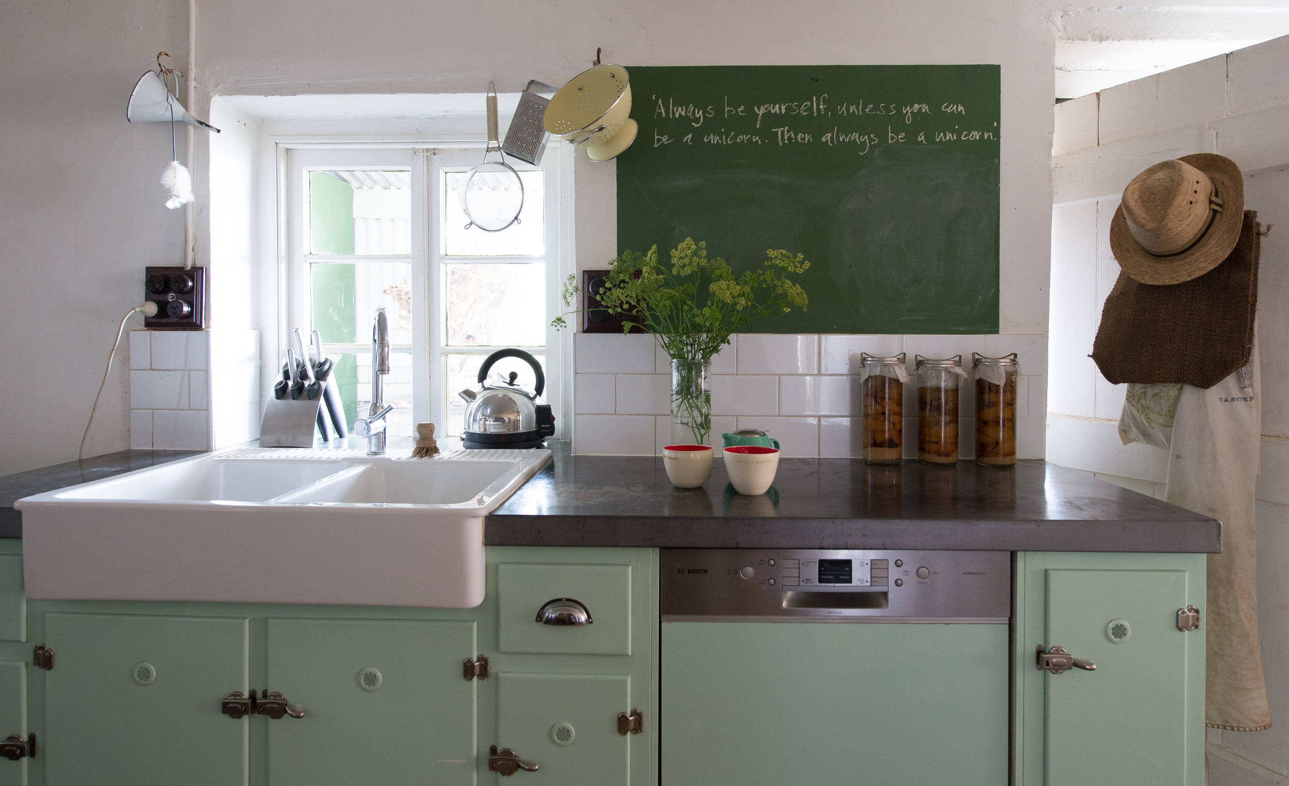 Kitchen Inspiration 20 of the Best Country Kitchens   Houzz AU