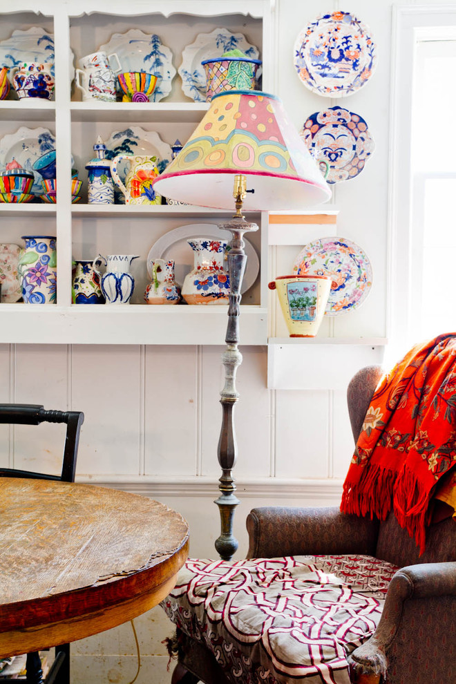 Cottage chic kitchen photo in New York