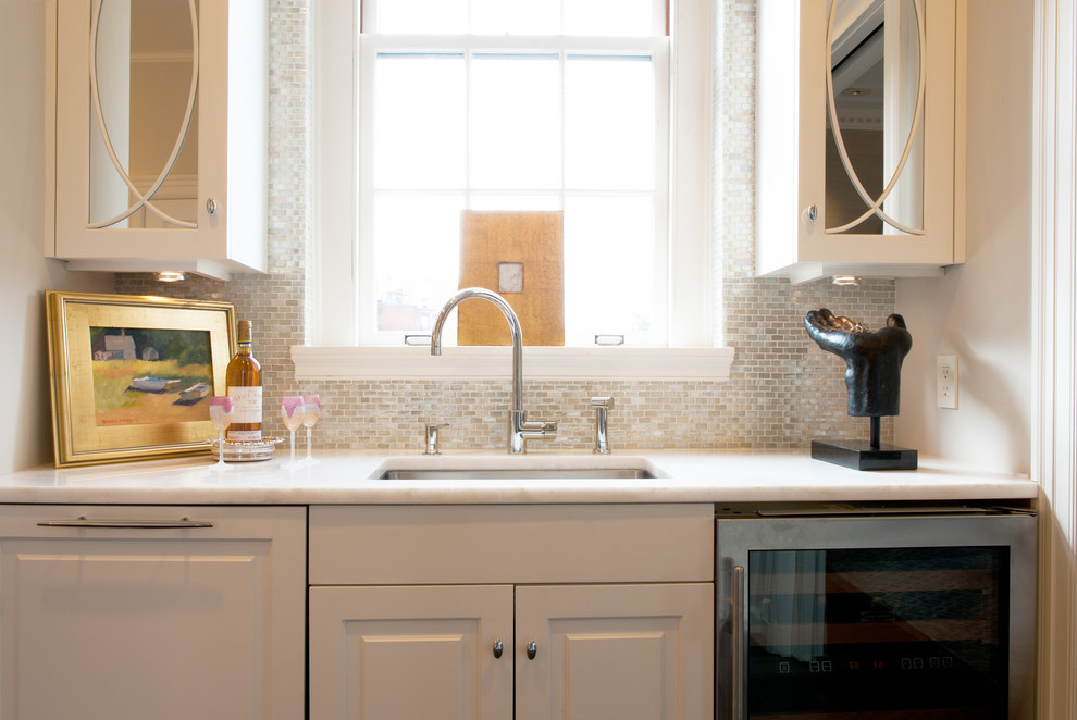 Inspiration for a contemporary kitchen remodel in Boston