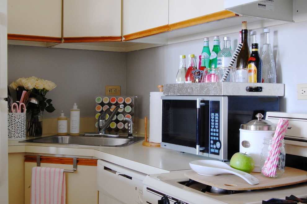 Eclectic kitchen photo in New York