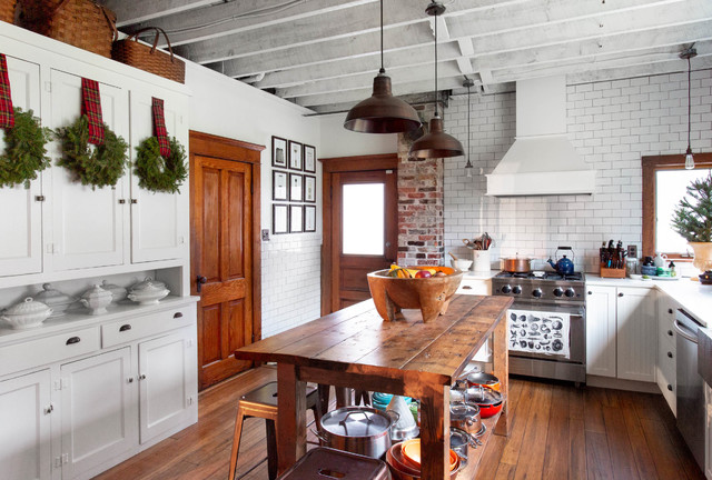 https://st.hzcdn.com/simgs/pictures/kitchens/my-houzz-the-farmhouse-project-christmas-home-tour-rikki-snyder-img~70c139aa0bfe0ad4_4-2286-1-b9c3121.jpg