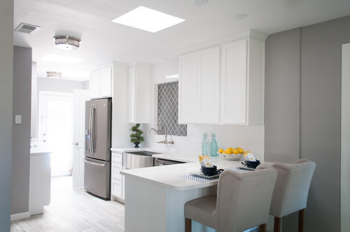 18+ Gray Glass Tile Kitchen Backsplash Design Ideas And Tips 18+ Gray Glass Tile Kitchen Backsplash Design Ideas And Tips