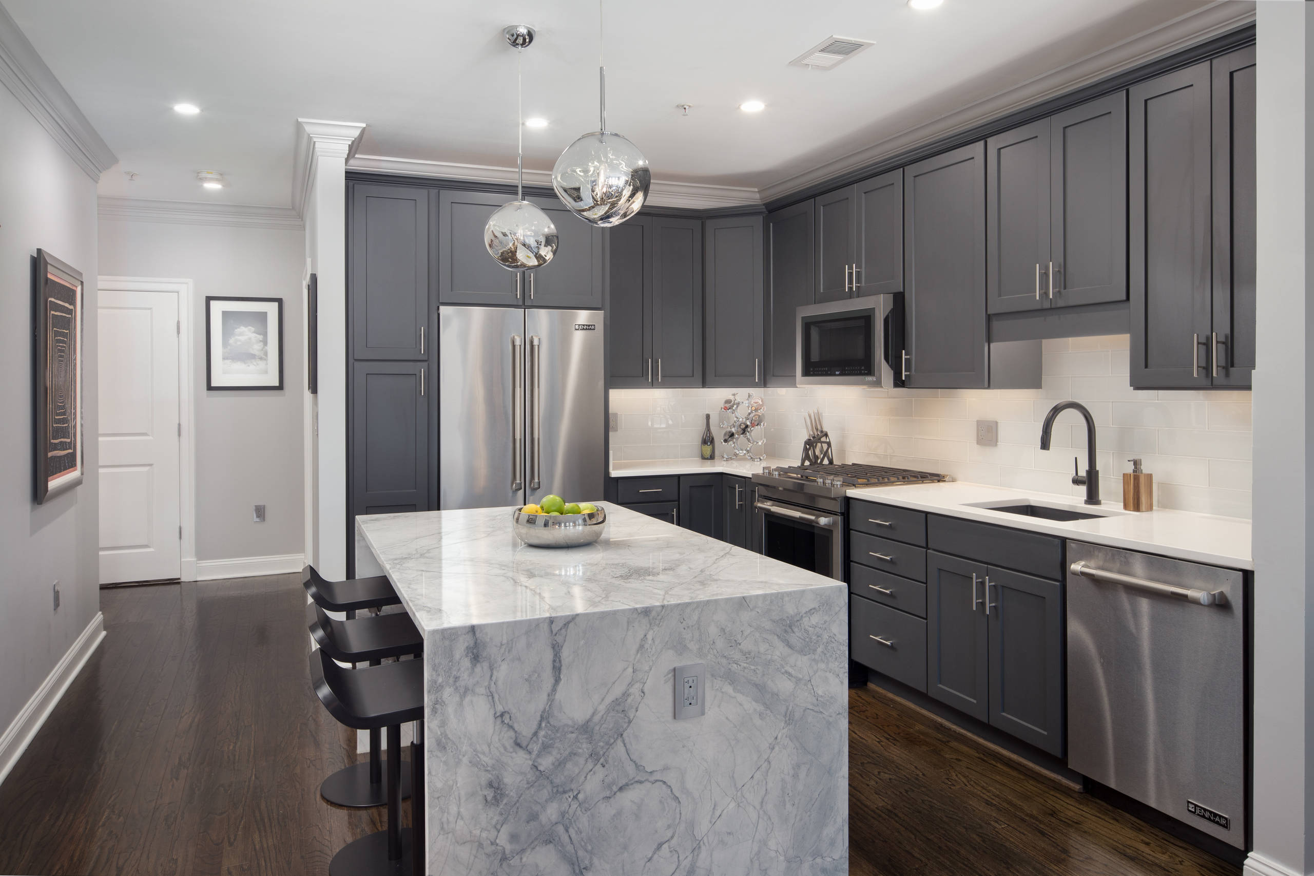 75 Dark Wood Floor Kitchen With Gray