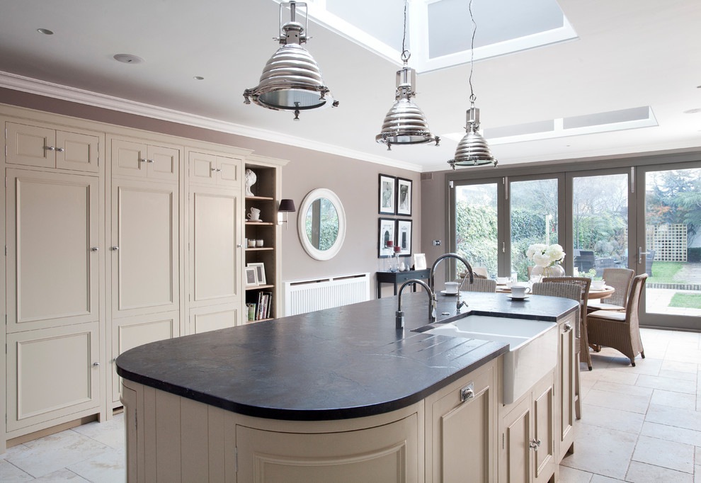 Inspiration for a traditional kitchen in Dublin.