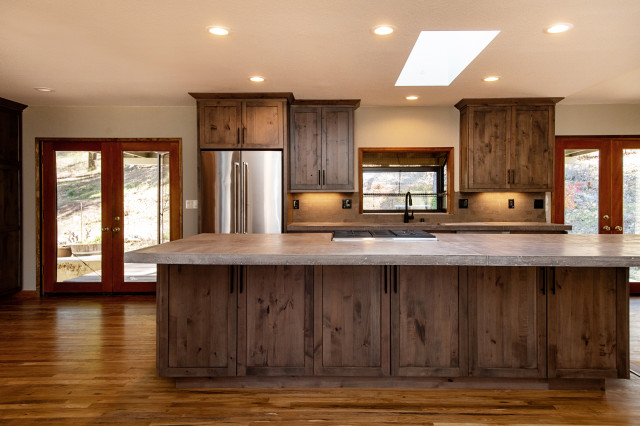 Nevada City Knotty Alder - Rustic - Kitchen - Sacramento - by User