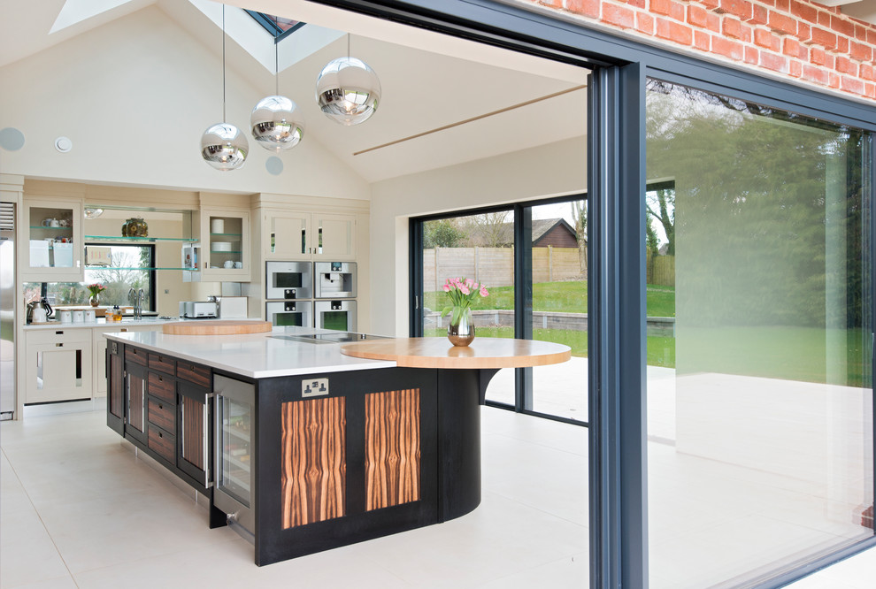 Photo of a contemporary kitchen in Dorset.