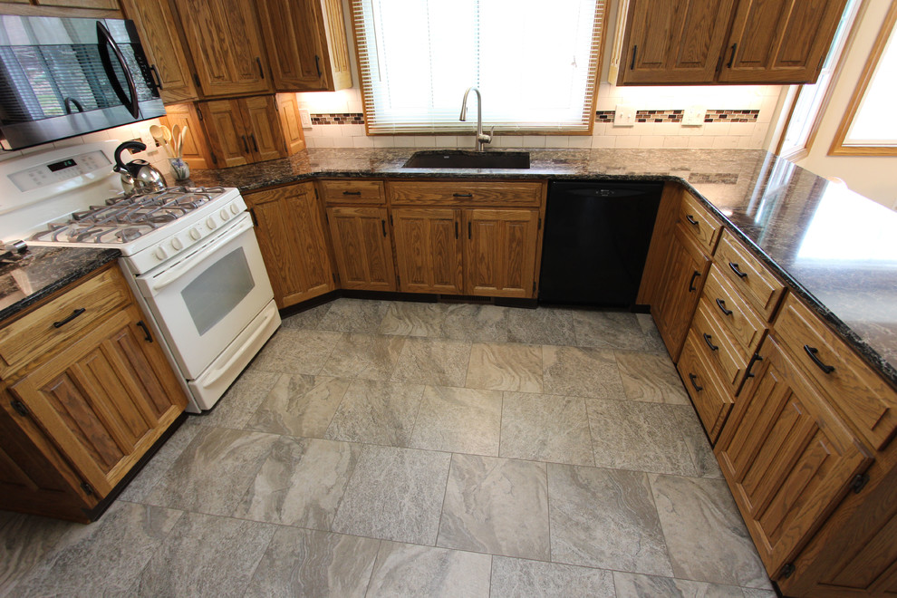New Countertop and Backsplash on Existing Medina, OH