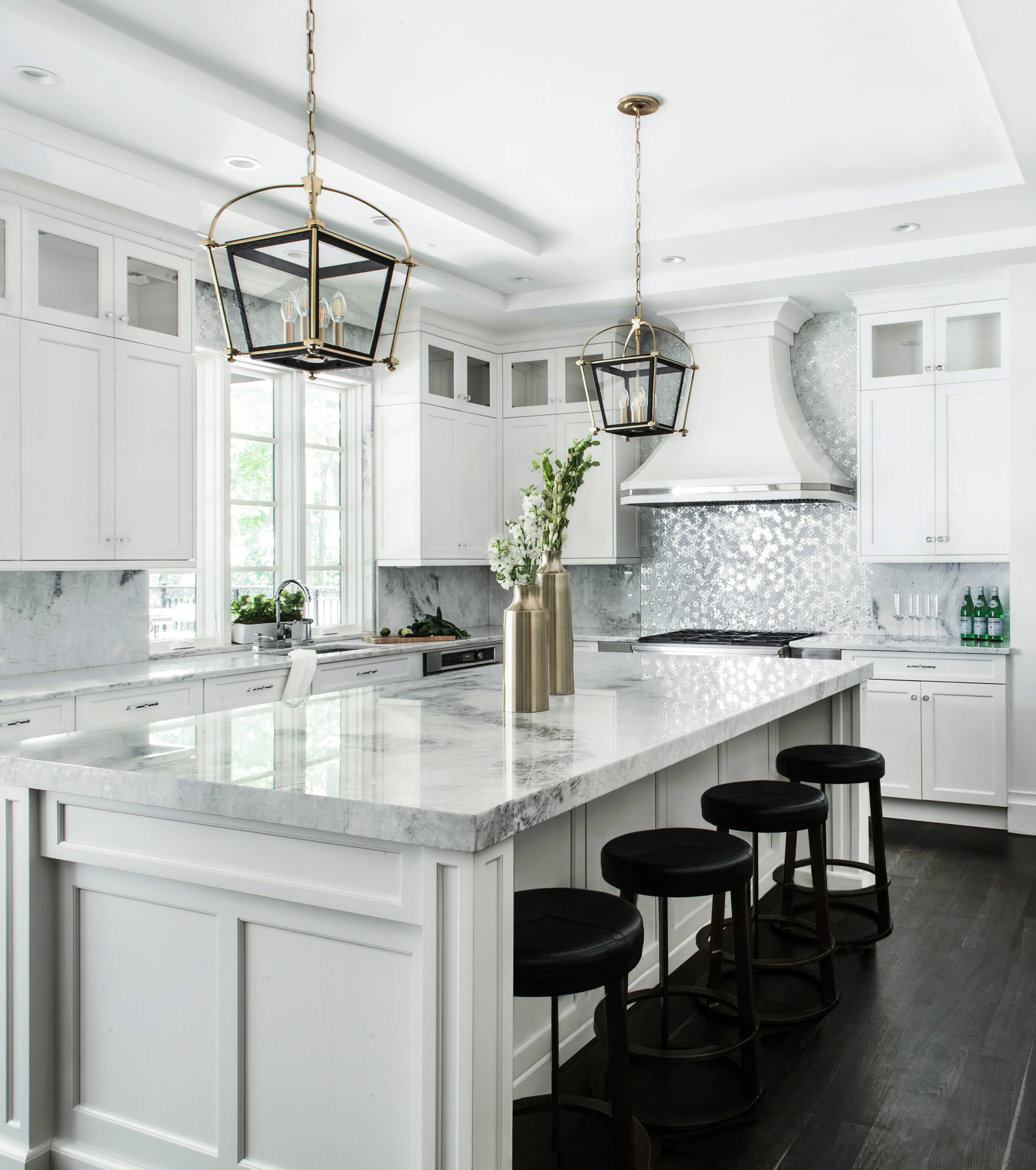 75 Dark Wood Floor Kitchen With White Cabinets Ideas You Ll Love January 2024 Houzz