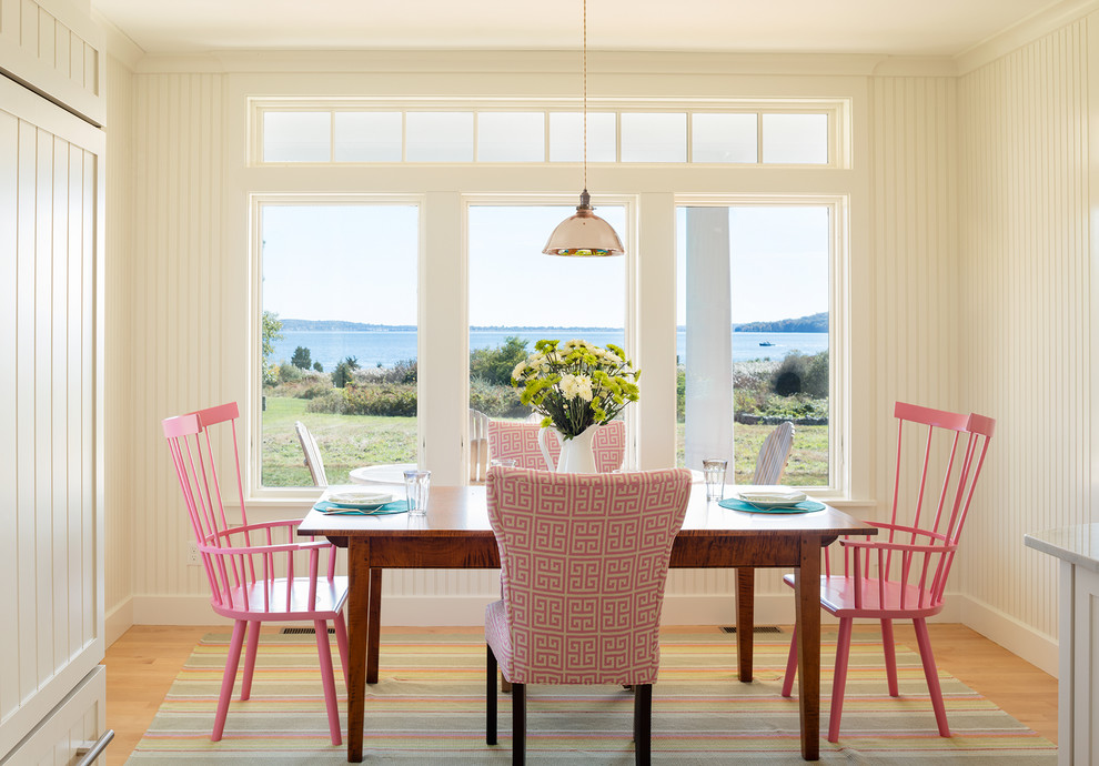 Example of a dining room design in Providence