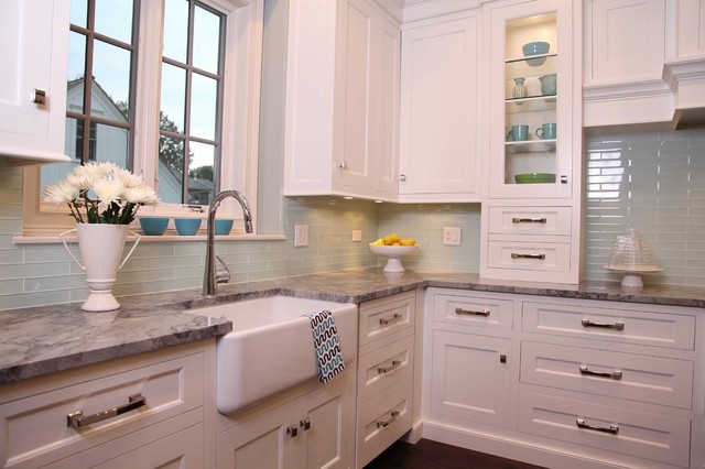 New England Style Home Traditional Kitchen Chicago By Oakley Builders Houzz Nz New England Style Home Traditional, New England Kitchen Cabinets