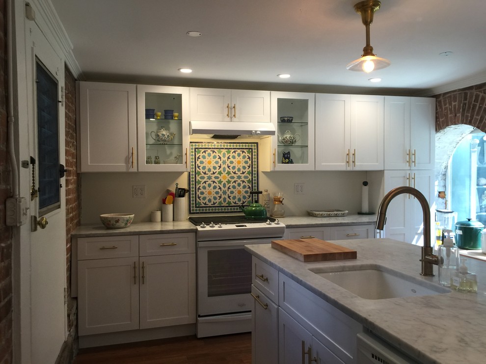 New Haven kitchen Cook and prep area Traditional Kitchen New