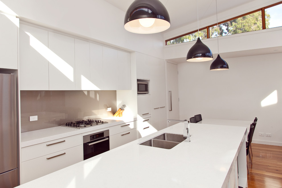 New Kitchen, Family/Dining Area with a Laundry & Bathroom. Modern