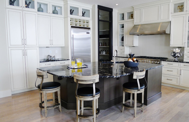 Inspiration for a timeless kitchen remodel in Calgary