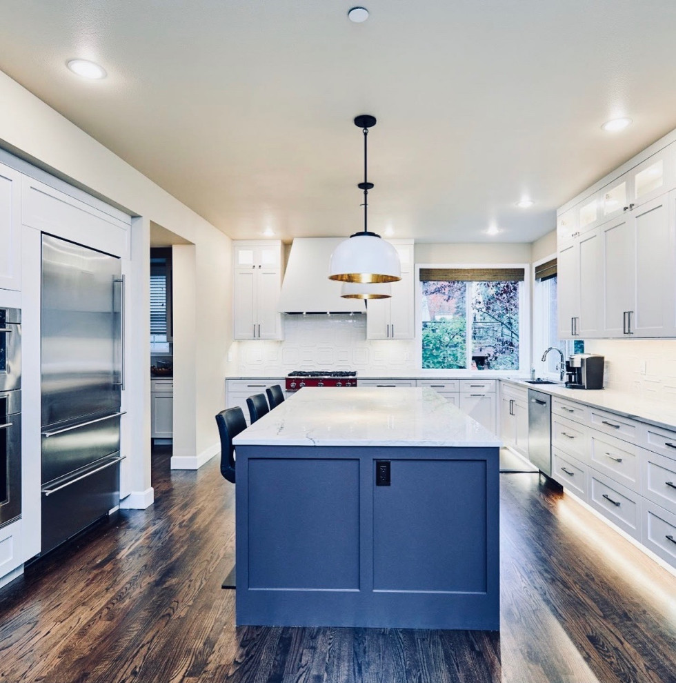 Newcastle countertops and backsplash - Traditional ...