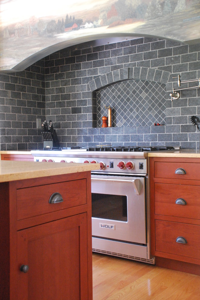 North Andover, Massachusetts kitchen Traditional Kitchen Boston