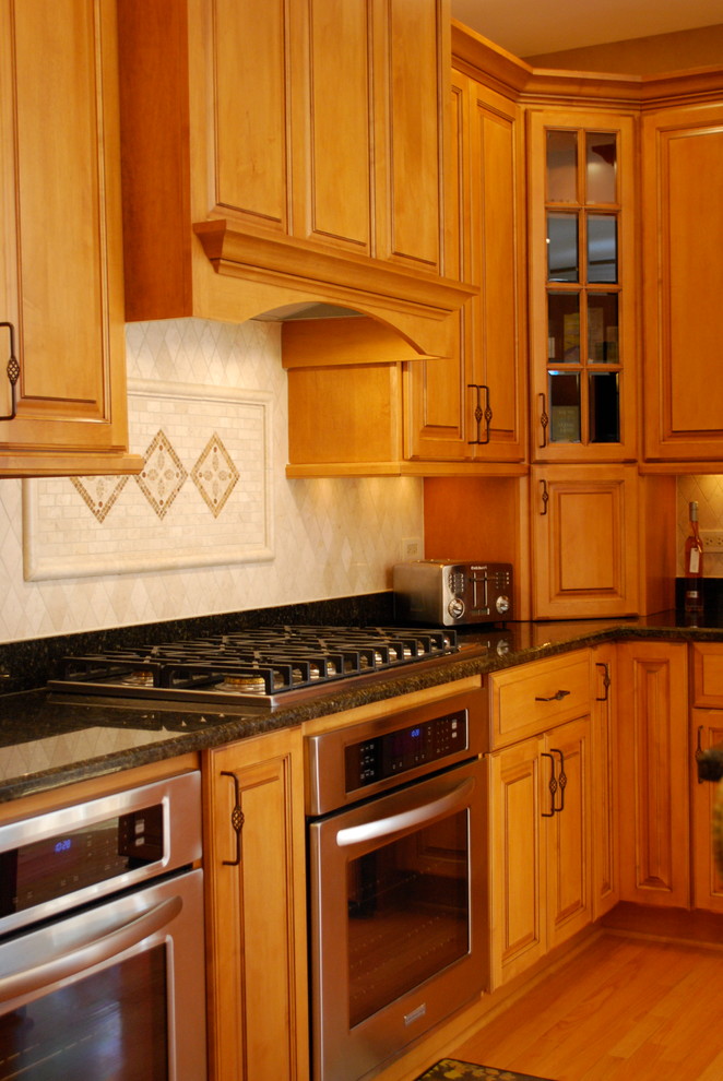 North Barrington, IL Kitchen Remodel by Sauer Kitchen Solutions