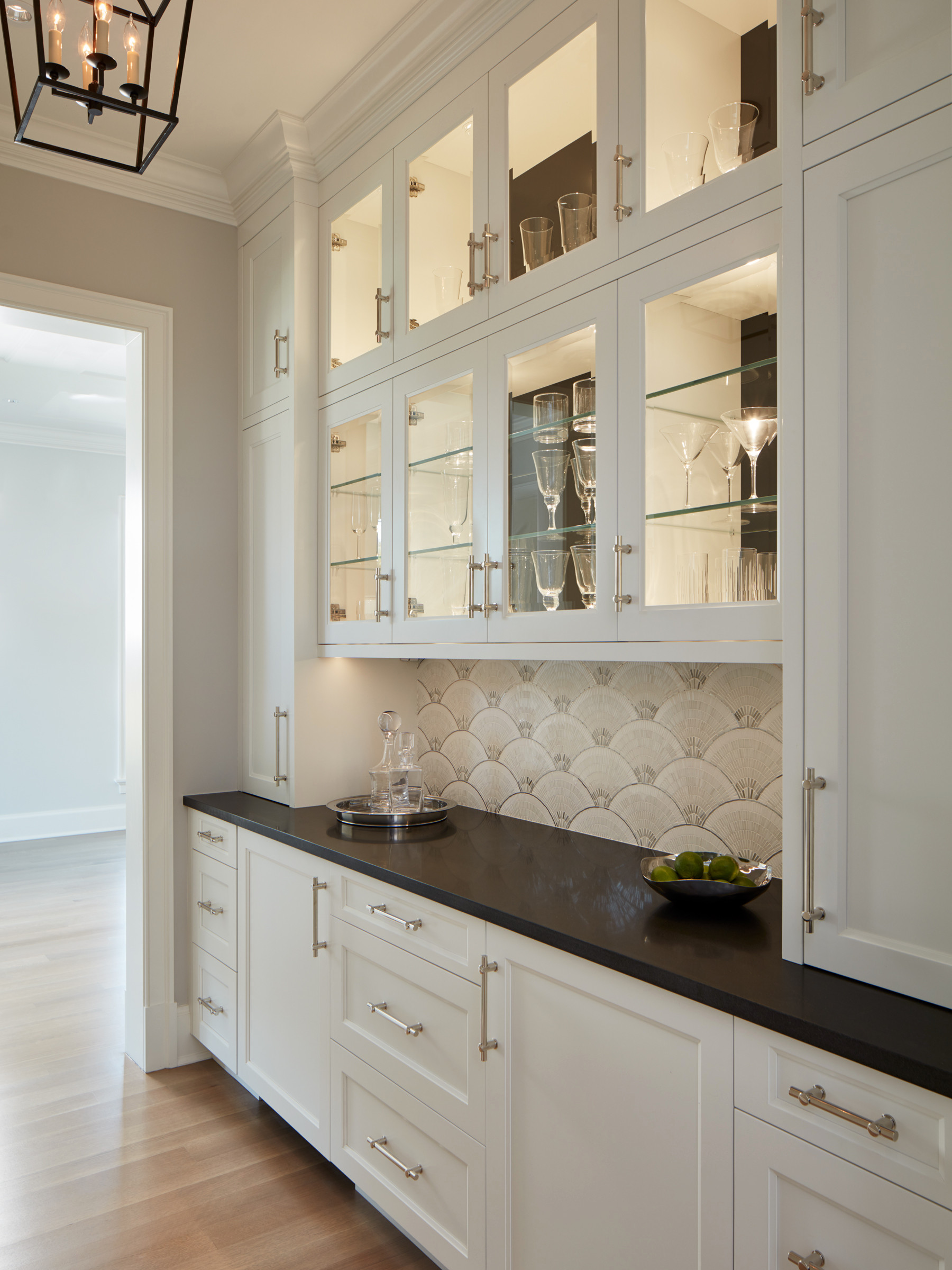 75 Beautiful Kitchen Pantry With Glass Front Cabinets Pictures Ideas June 2021 Houzz