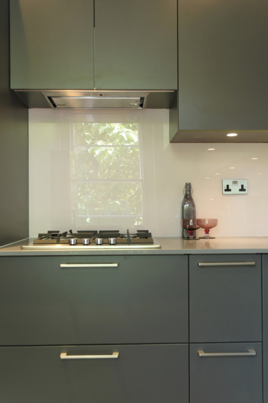 This is an example of a contemporary kitchen in Gloucestershire.