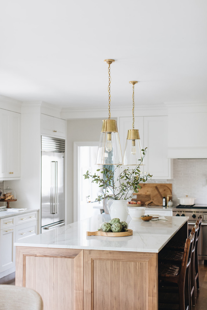 Oak Lake House - Transitional - Kitchen - Chicago - by Laura Design ...