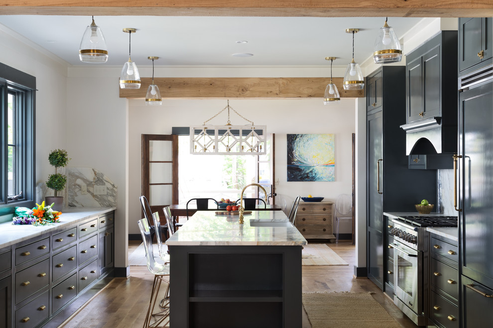 Kitchen - transitional kitchen idea in Birmingham