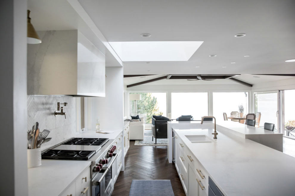 Lakehouse Kitchens in Kelowna: Elevate Your Lakeside Cooking Experience