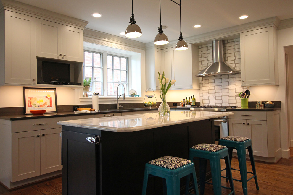 Inspiration for a large transitional kitchen remodel in Detroit